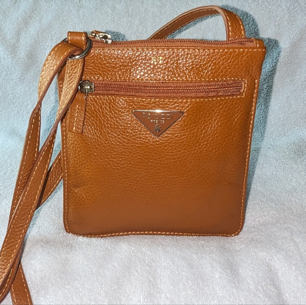 Peruzzi Firenze brown crossbody bag.